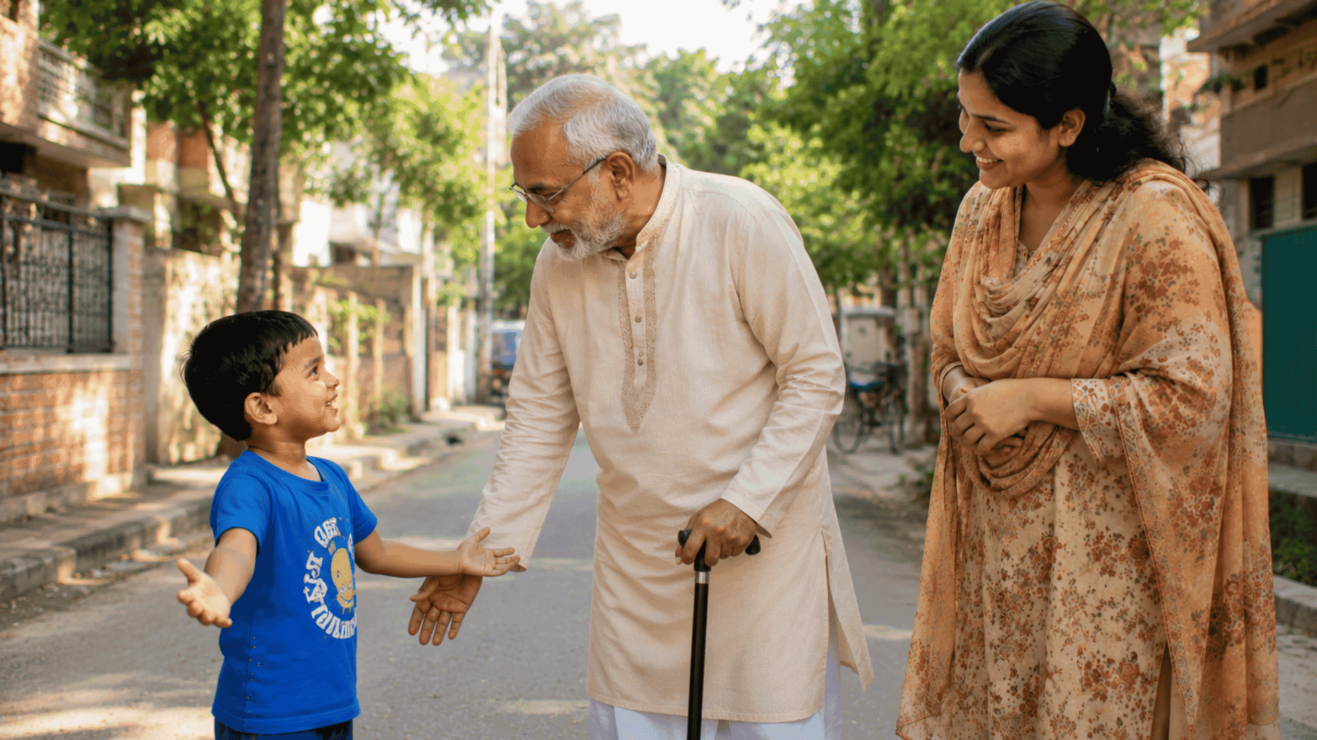 যৌথ পরিবারে শিশুকে সম্মানজনক আচরণ শেখাবেন কীভাবে?